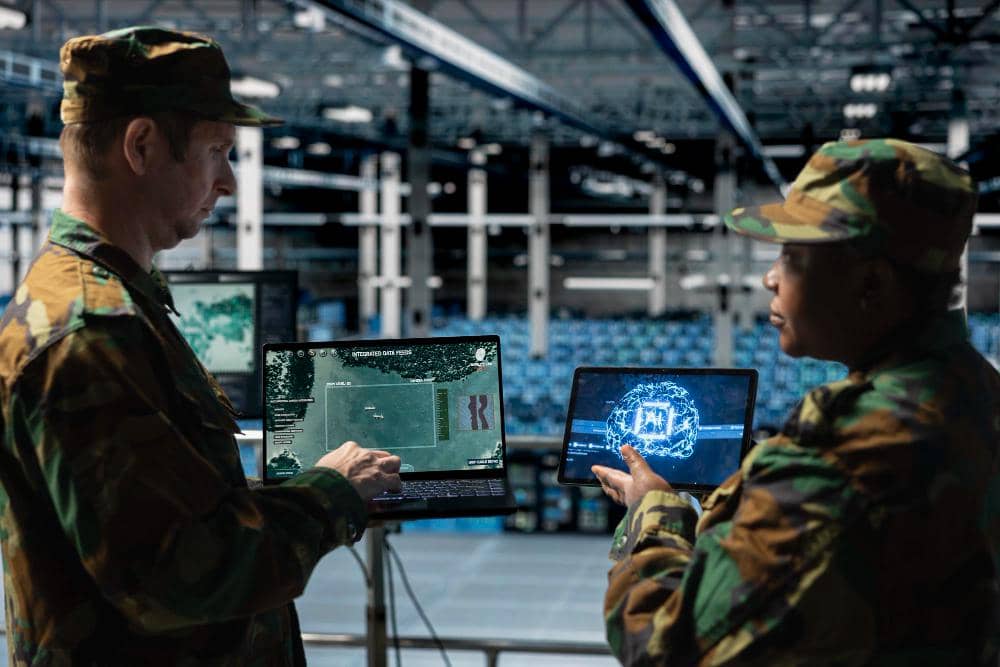 ilustrasi tim ahli militer menganalisis lintasan rudal menggunakan deep learning