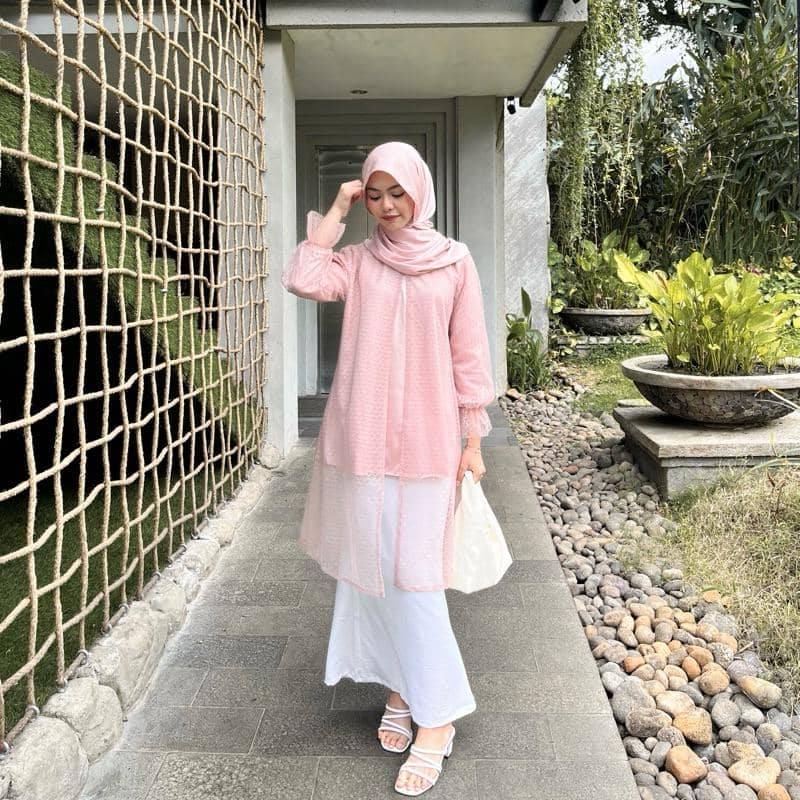 Special Style - Lily Tunik