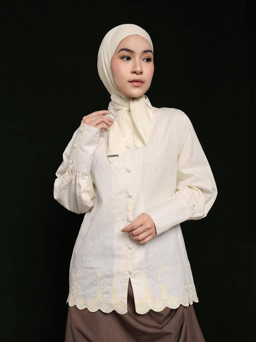 THENBLANK Raya - Lengkung Blouse
