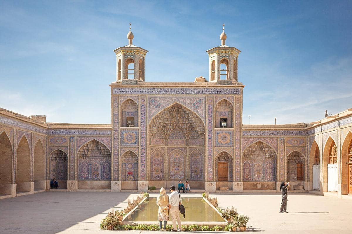 potret Nasir al-Mulk Mosque 