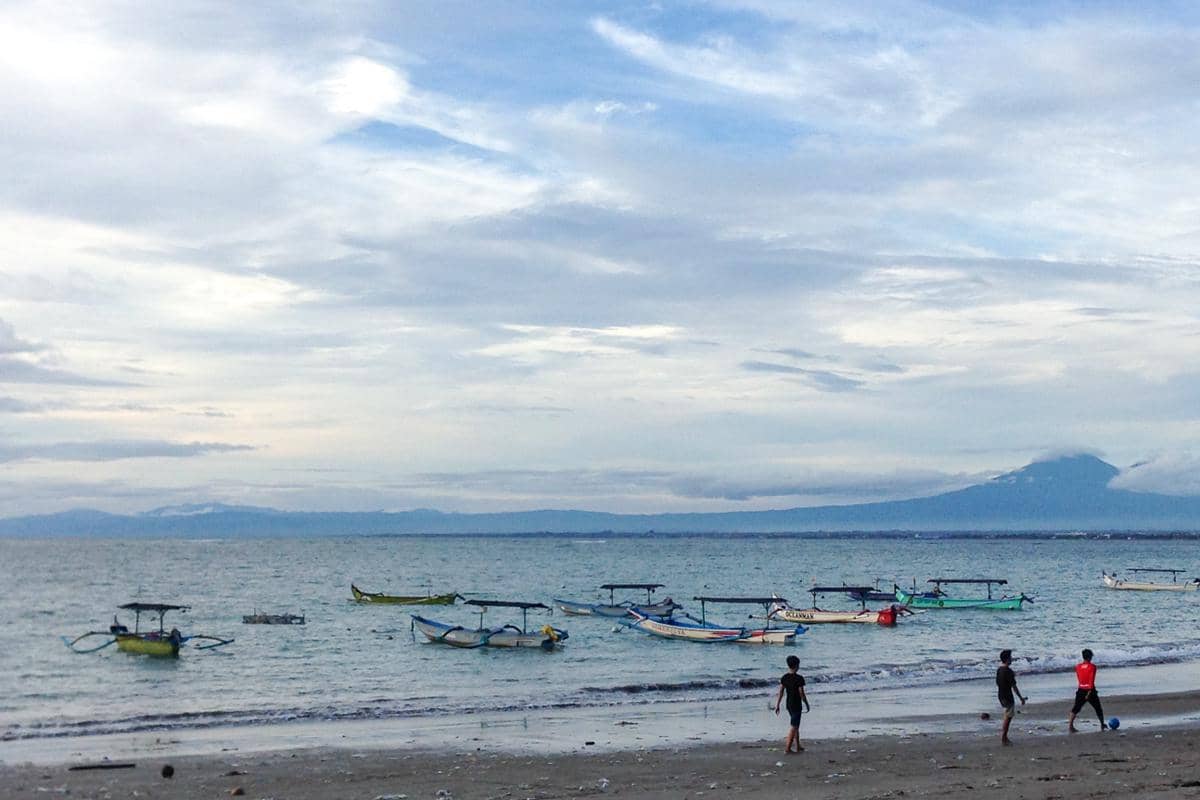 perahu nelayan di Pantai Melisan (dok.pribadi/Natalia Indah)