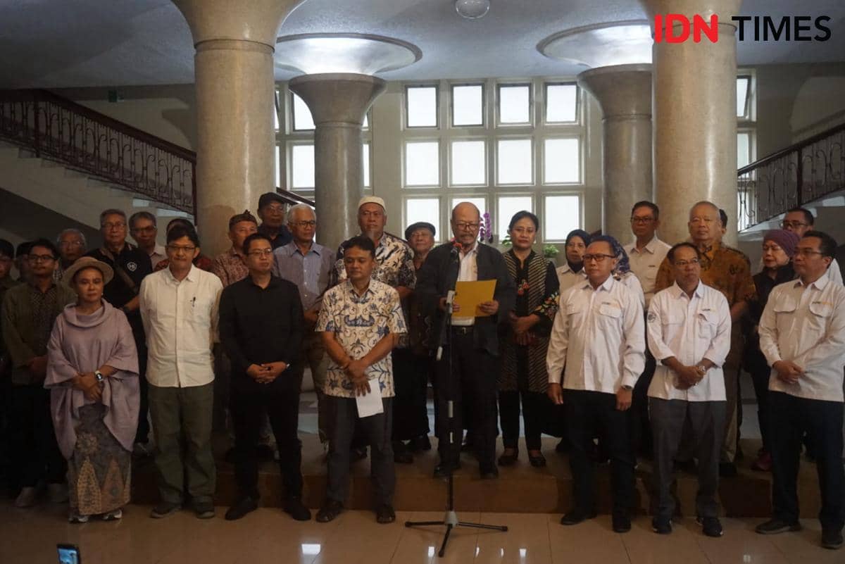 menyatakan sikap kritis terhadap penandatanganan perjanjian bilateral Agreement on Reciprocal Trade (ART) antara Indonesia dan Amerika Serikat.