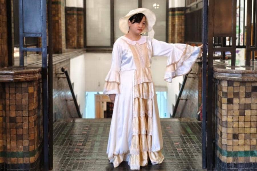 Viral Dibicarakan, Baju Noni Belanda Apa Namanya?