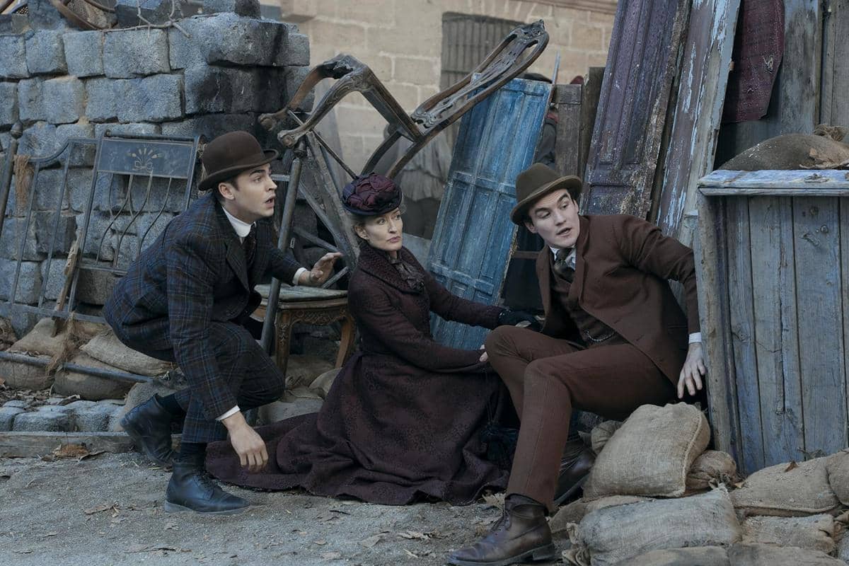 Apakah Young Sherlock Satu Universe dengan Film Sherlock Holmes?