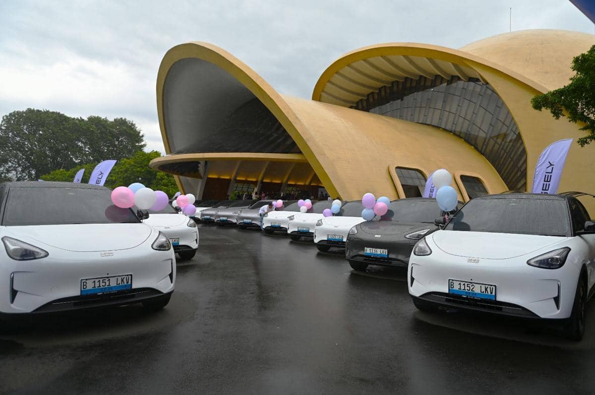 Geely Serahkan 5.000 Unit EX2 ke Konsumen RI-Thailand