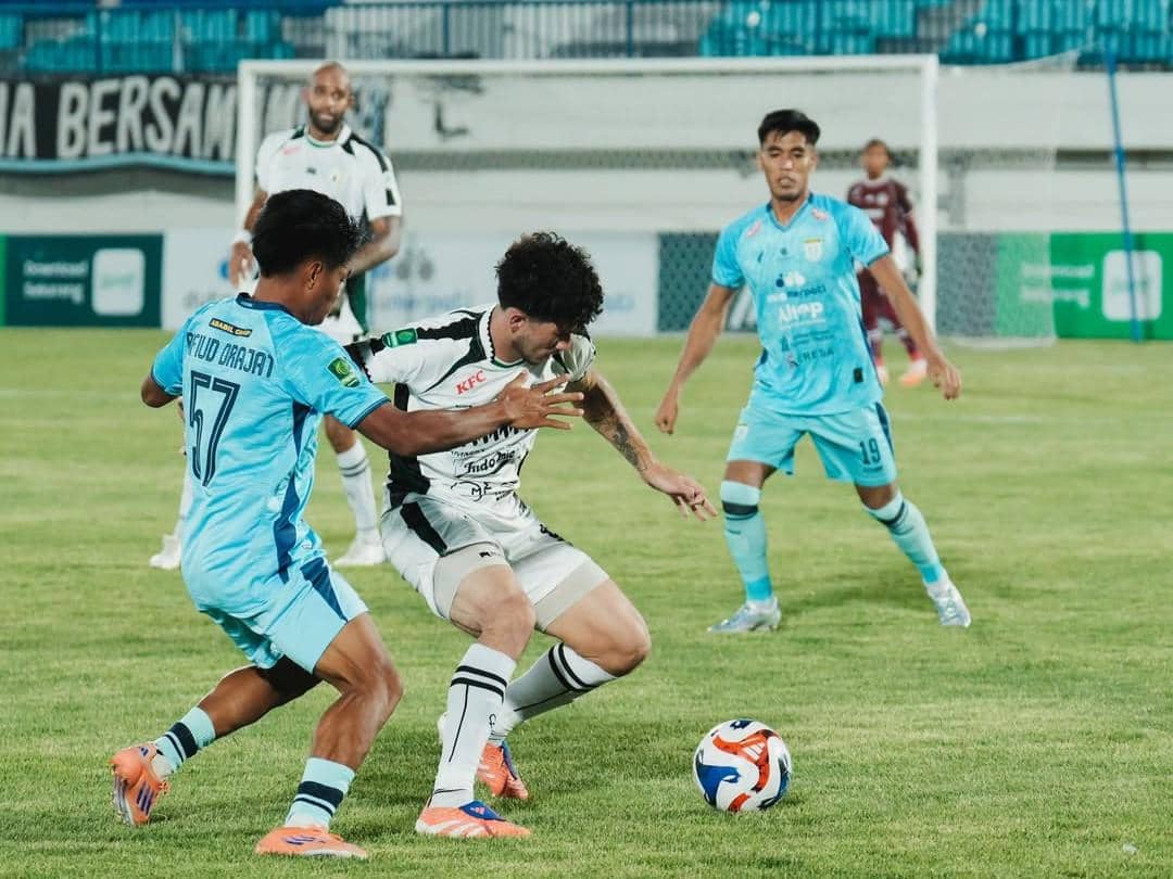 Menang Tipis dari Persela, PSS Sleman Tetap di Puncak