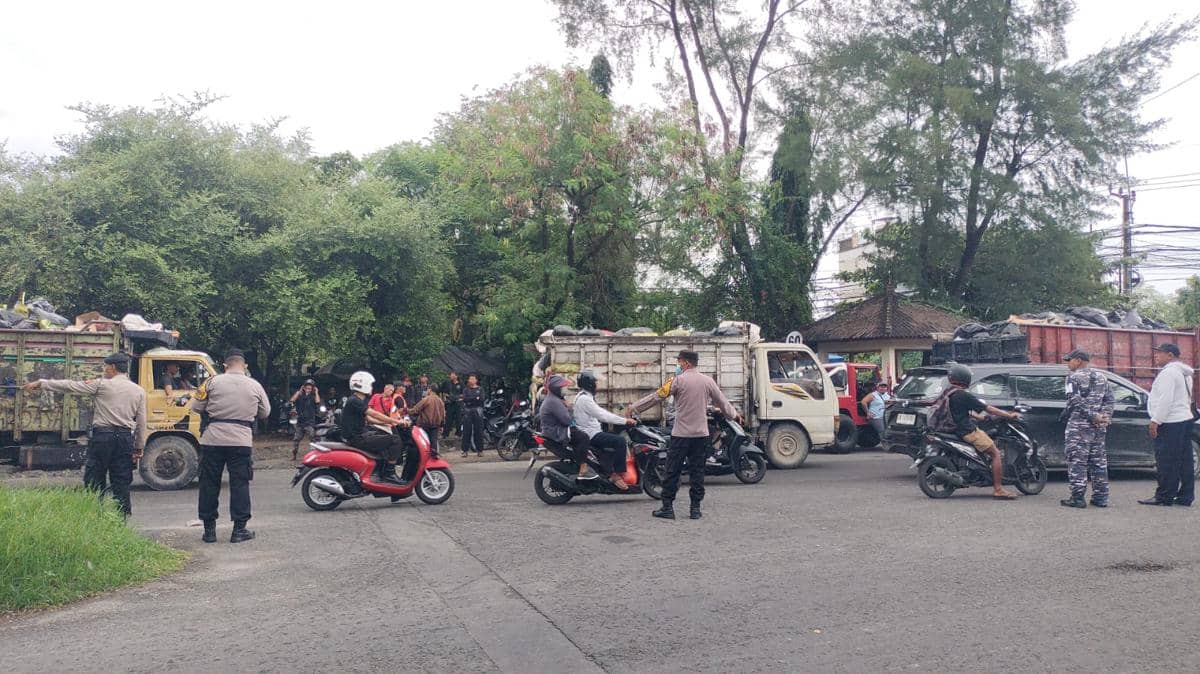 Aktivitas Pembuangan Sampah di TPA Suwung Kembali Dibuka