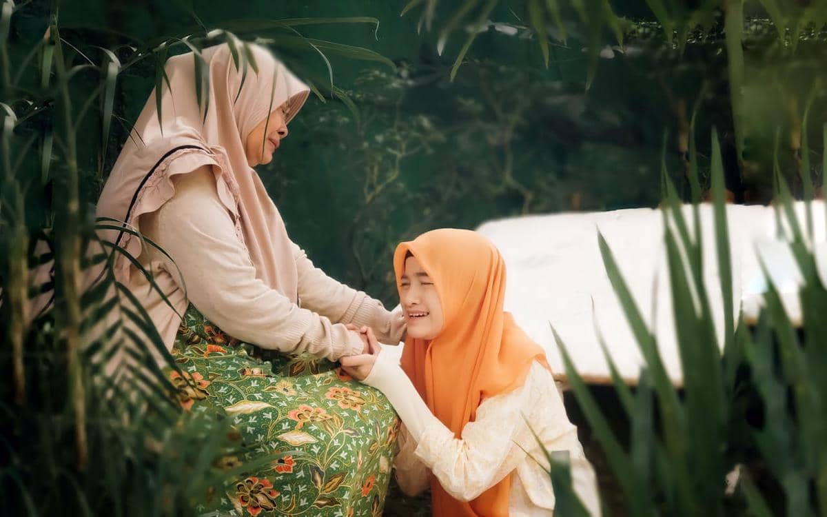 8 Keseruan Kumpul Keluarga saat Lebaran, Sungkeman Malah Ngakak