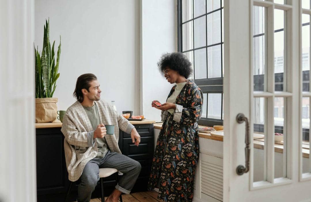 ilustrasi pasangan minum kopi