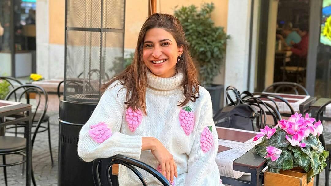 9 Potret Aahana Kumra di Vatikan, Mengunjungi Basilika Santo Petrus