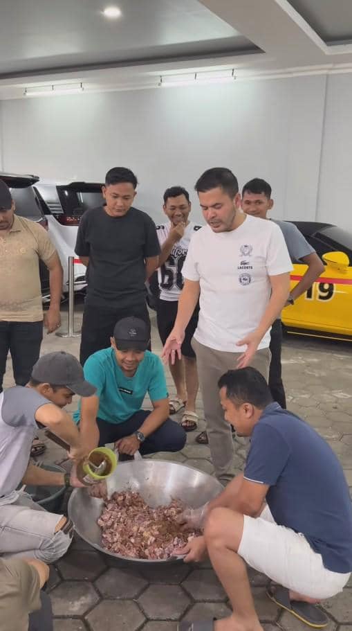 Irish Bella Jadi Tuan Rumah Bukber Keluarga (instagram.com/_irishbella_)