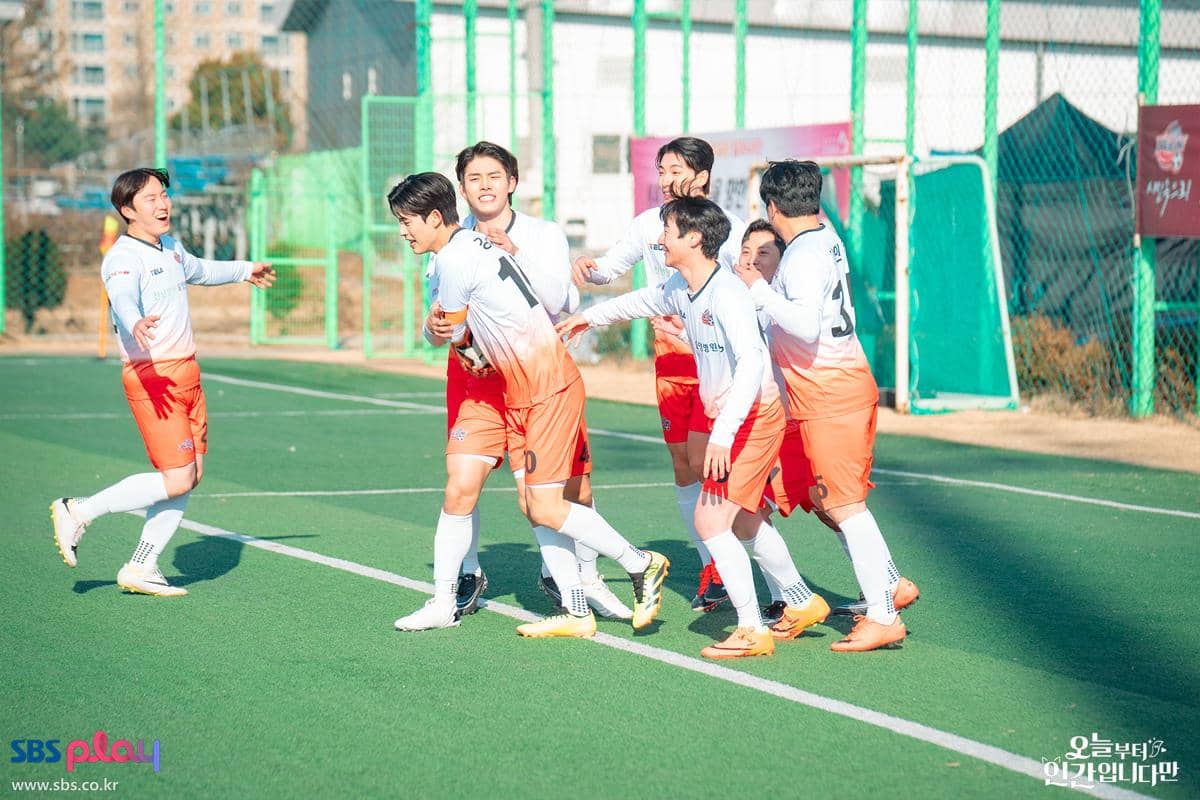 still cut drama No Tail to Tell