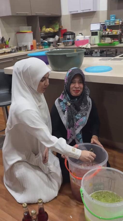 Irish Bella Jadi Tuan Rumah Bukber Keluarga (instagram.com/_irishbella_)