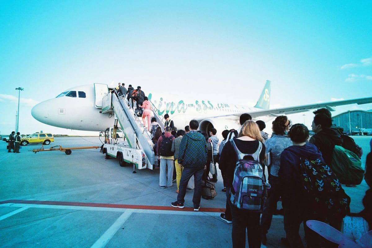 Negara Eropa Evakuasi Ribuan Warganya dari Timur Tengah