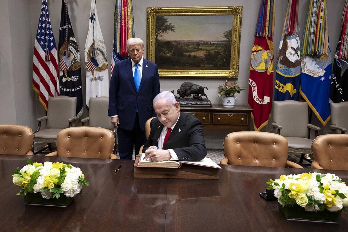 Netanyahu Tegaskan Tolak Rencana Damai Trump di Gaza!