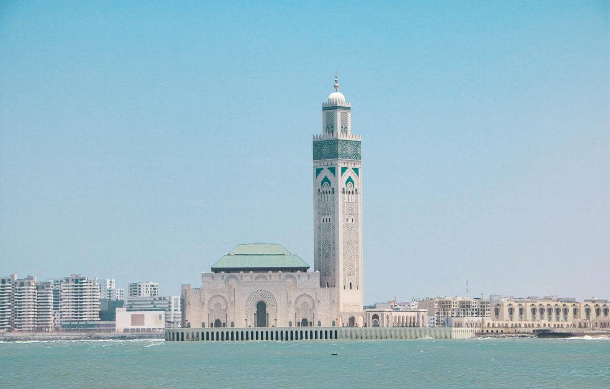 7 Fakta Masjid Hassan II, Mahakarya di Atas Samudra Atlantik