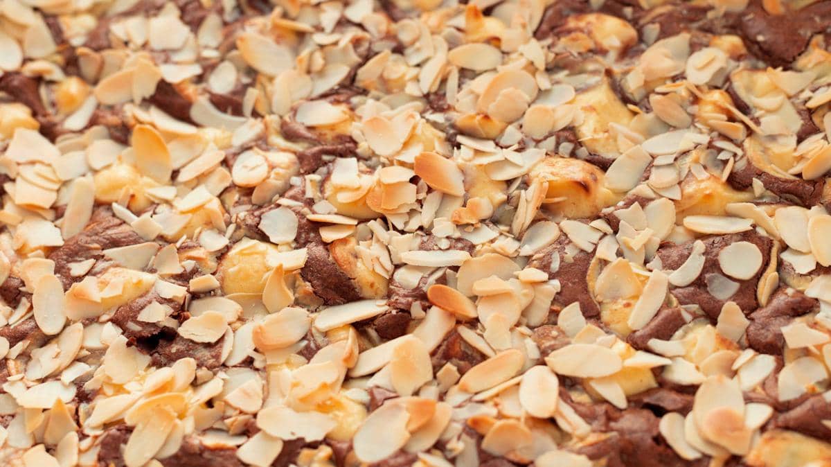  almond slice