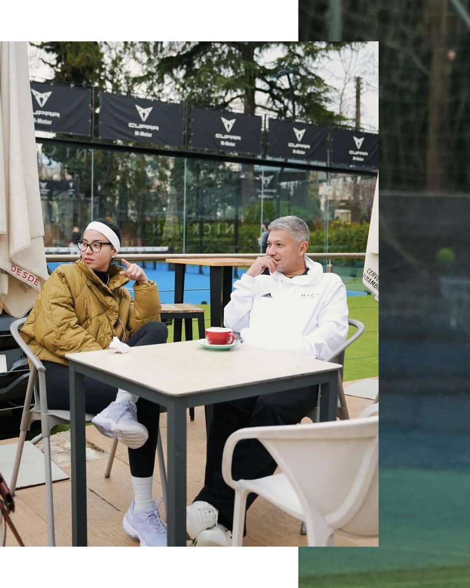 Gading Marten dan Medina main padel di Barcelona