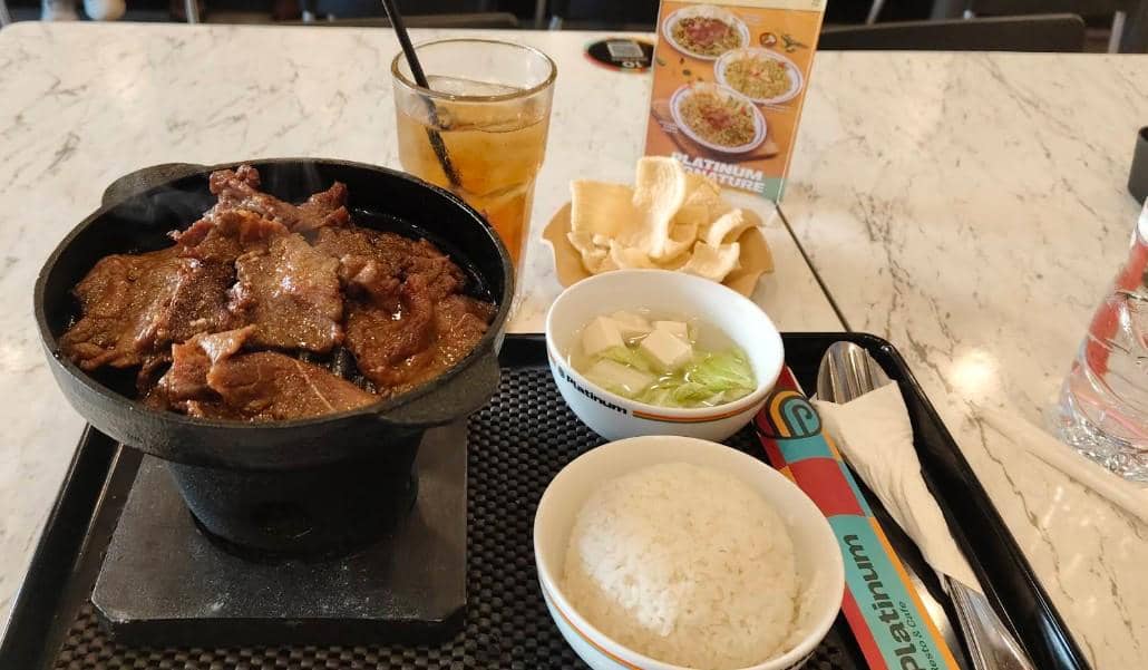 Platinum Resto & Cafe Malioboro Plaza