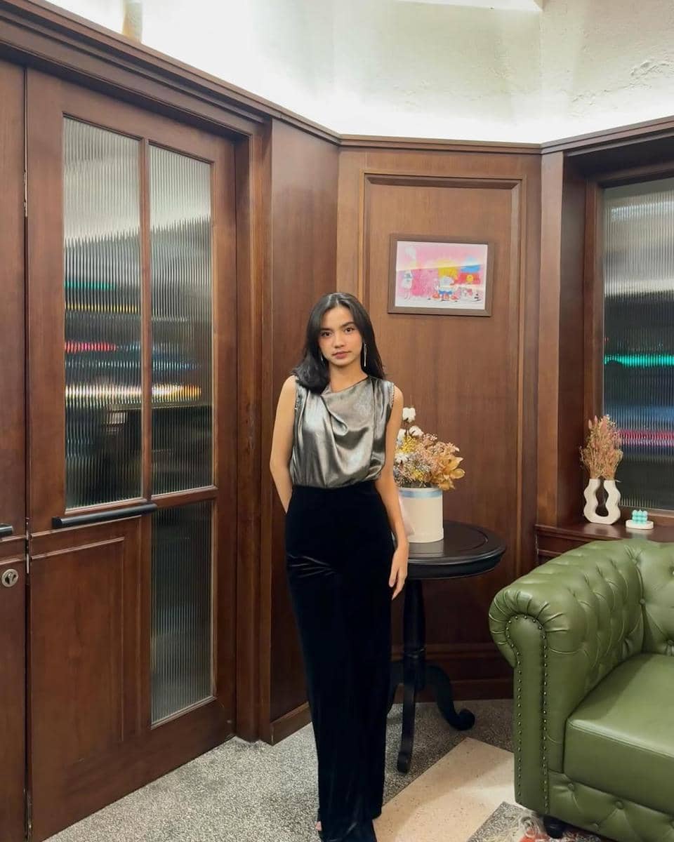 potret Fahira Riva, Puteri Indonesia Jawa Barat 2 2026