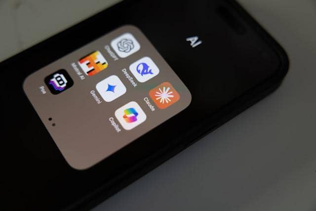 kumpulan aplikasi berbasis AI