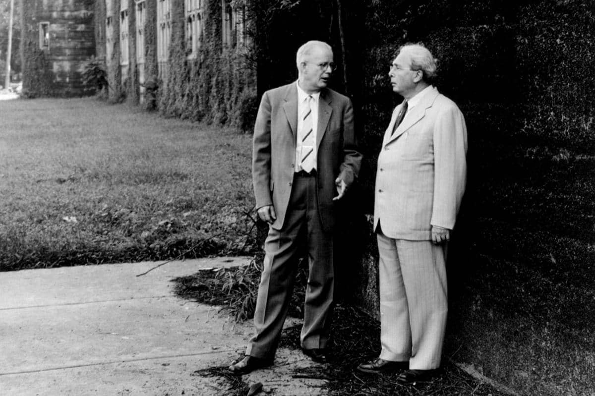 Potret Leo Szilard dengan Norman Hilberry