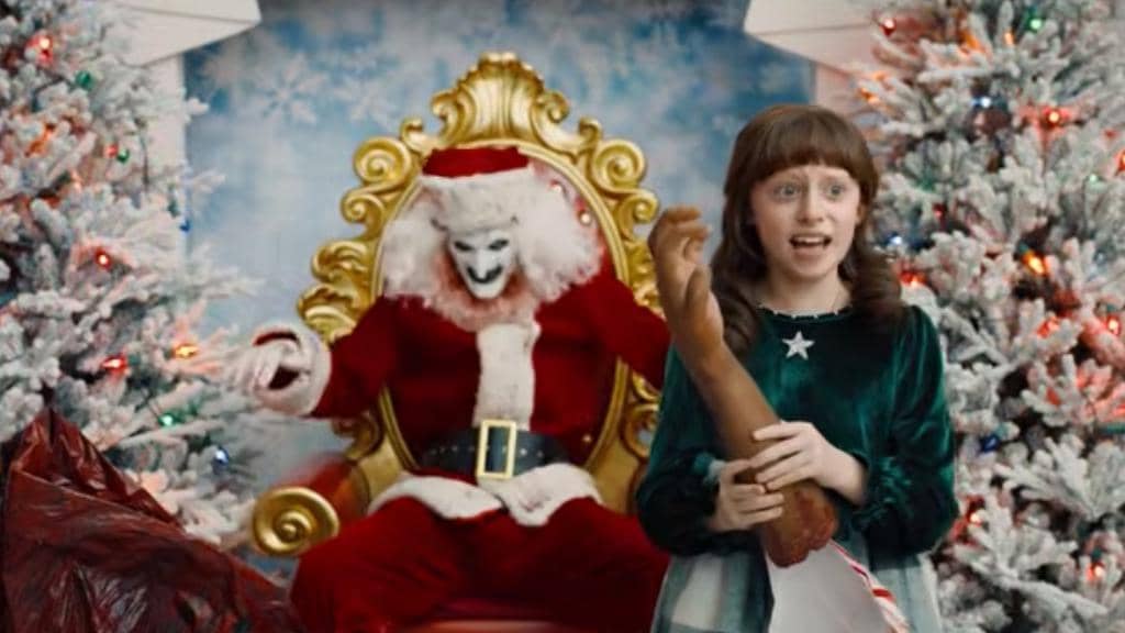 Seorang anak memberitahu kalau ia diberi potongan lengan - Scary Movie 6