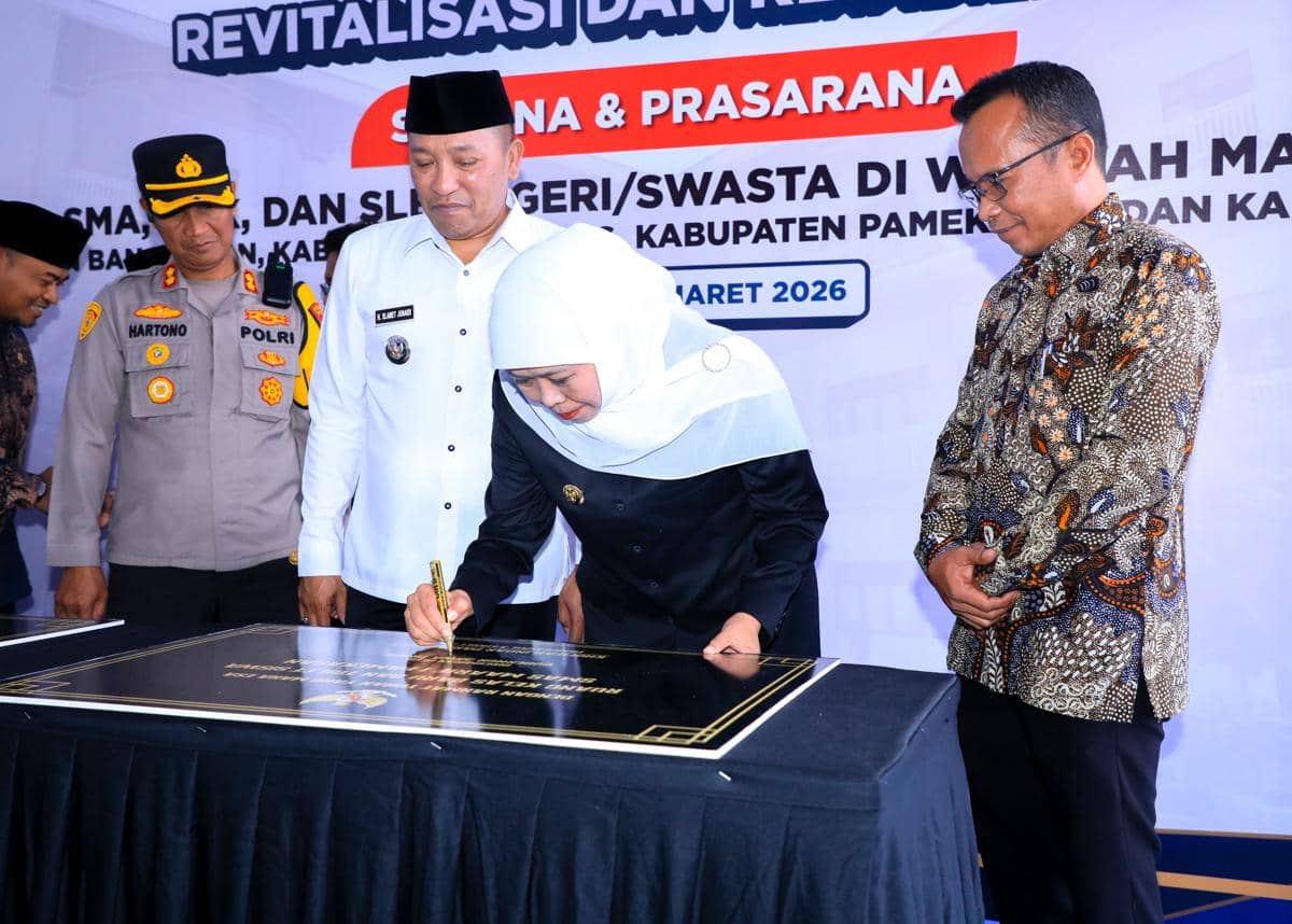 Khofifah Luncurkan MAMA MAU NAIK KELAS, Akselerasi Mutu Pendidikan