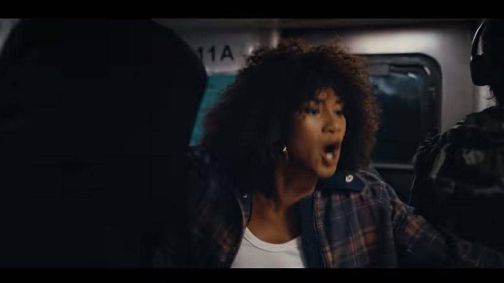 Seorang korban penusukan meralat gendernya yang bukan perempuan - Scary Movie 6