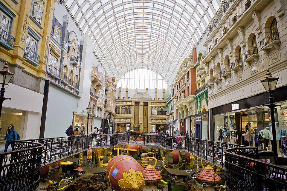 West Edmonton Mall di Alberta
