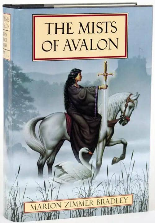 The Mists of Avalon - Marion Zimmer Bradley
