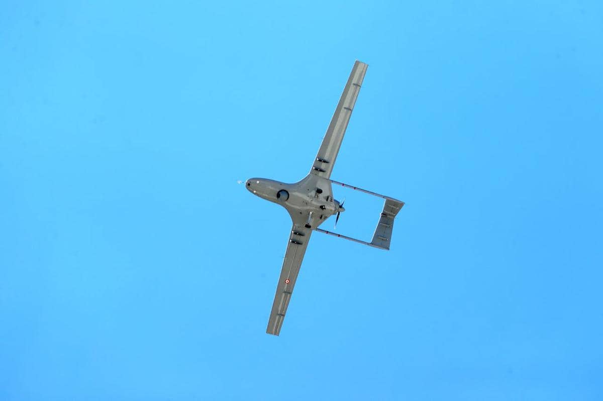 Drone militer untuk berperang.