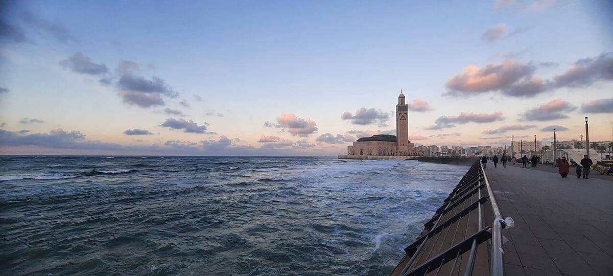 Masjid Hassan II yang terletak di Casablanca, Maroko.
