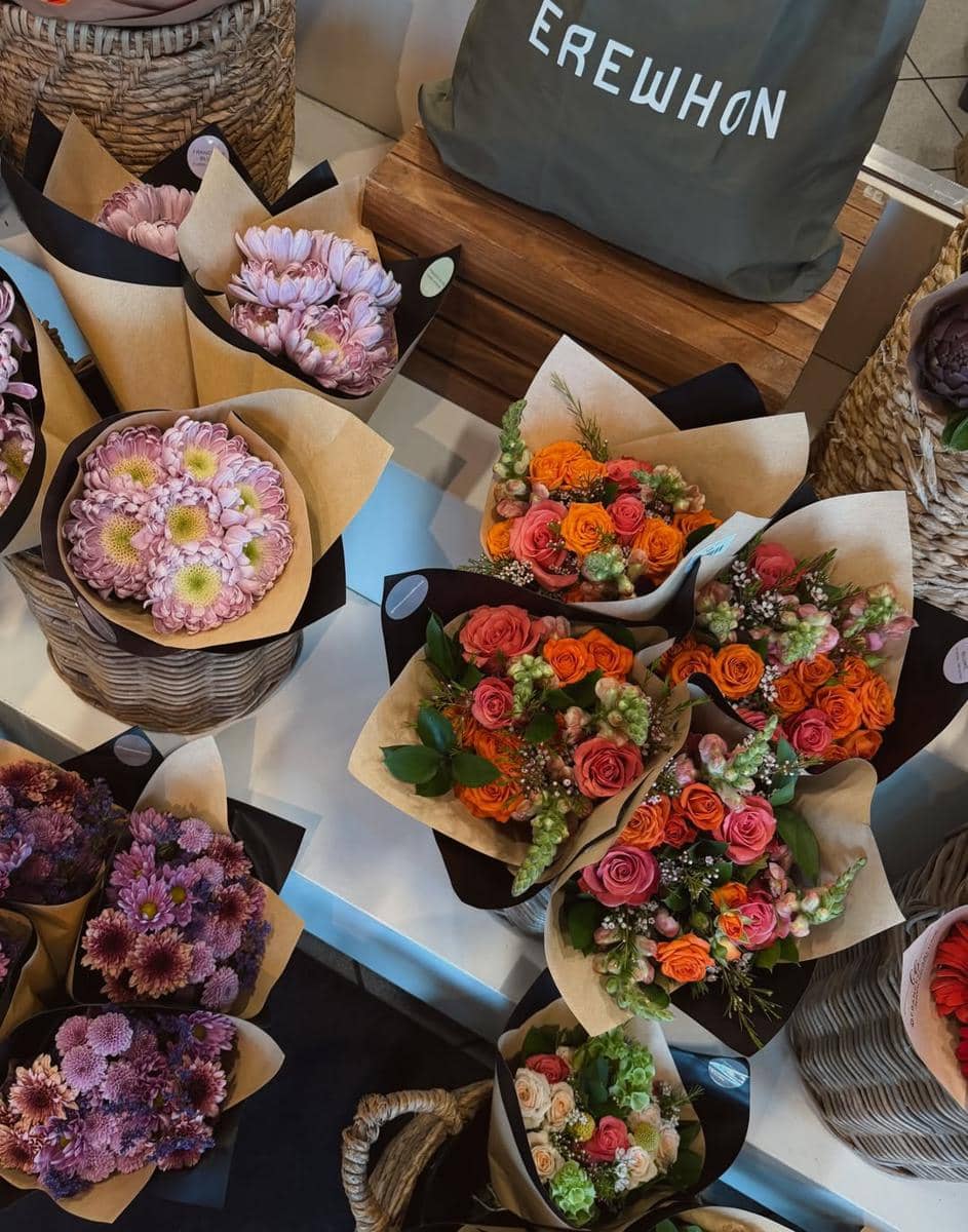 Jennifer Bachdim jalan-jalan di LA