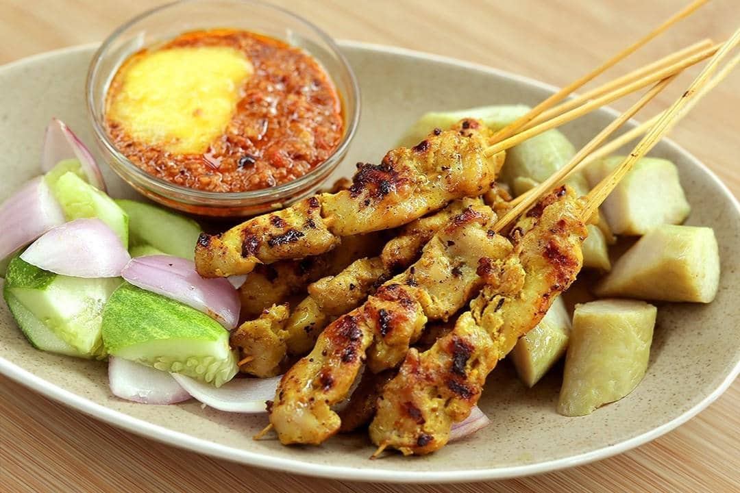 Resep Sate Ayam Khas Singapura ala Devina Hermawan