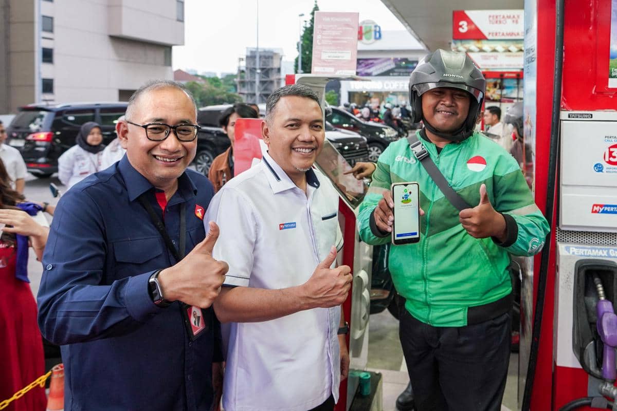 Pertamina dan Telkomsel Luncurkan Paket Data Plus Voucher BBM untuk Ojol