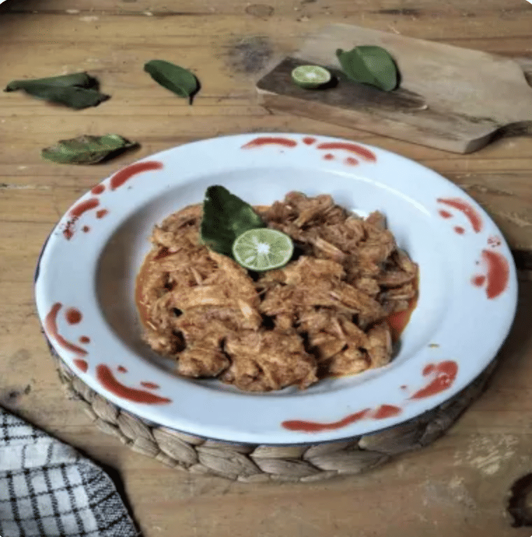 Ayam Suwir Bumbu Rendang