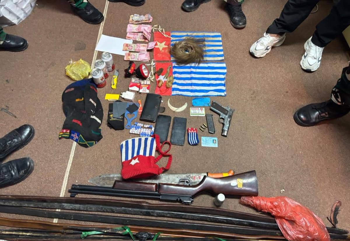 Tim Patroli Koops TNI Papua Tangkap 7 Anggota OPM dan Sita Senjata Api