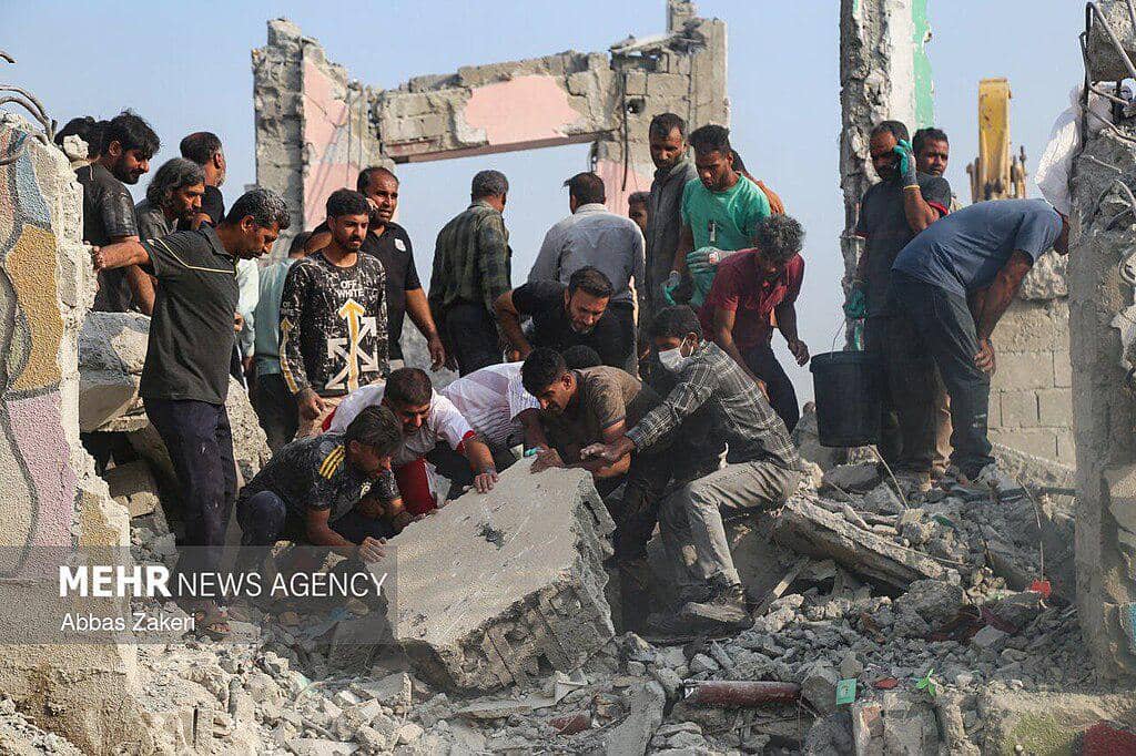 dampak serangan terhadap Sekolah Shajareh Tayyebeh di kota Minab, Ira