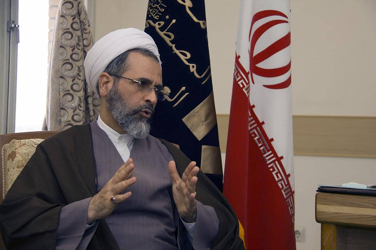 Alireza Arafi (lahir 1959, Meybod) adalah ulama Syiah Iran, Ketua Universitas Internasional Al-Mustafa, pemimpin salat Jumat Qom, dan kepala seminari Iran. ( Mostafameraji, CC BY-SA 4.0, via Wikimedia Commons)