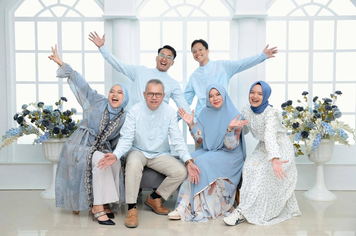ilustrasi keluarga muslim