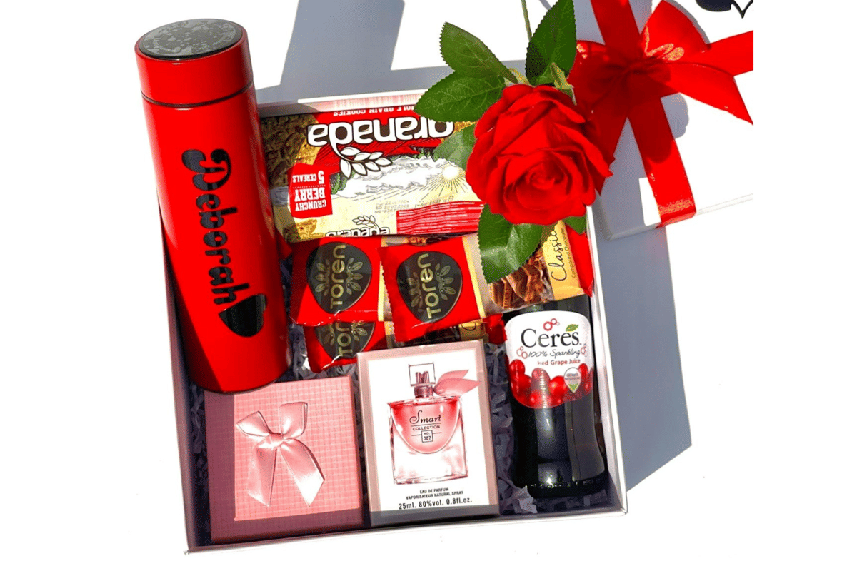 ilustrasi snack box vintage 