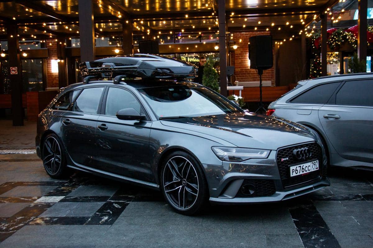 5 Tips Menggunakan Roof Box Mobil agar Mudik Tetap Aman dan Efisien