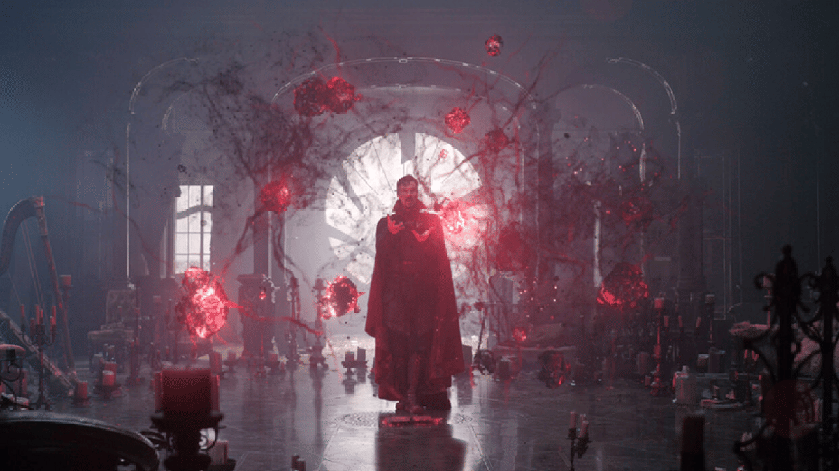 Doctor Strange menjelaskan tentang multiverse