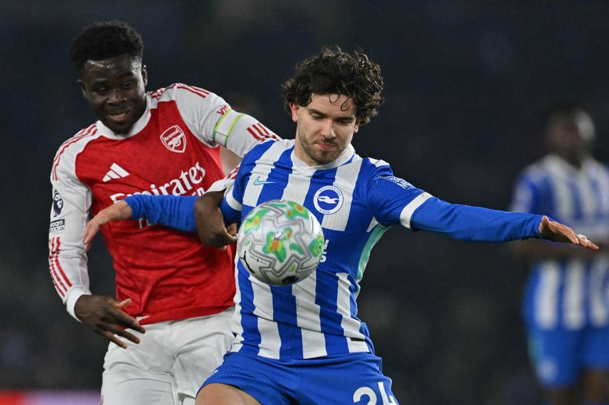 Pelatih Brighton Kritik Gaya Bermain Arsenal: Banyak Buang Waktu