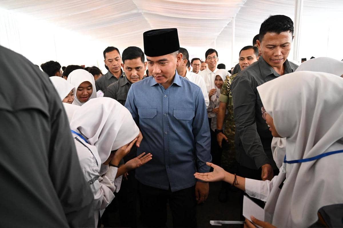 Pesan Gibran untuk Guru dan Orang Tua Murid: Jangan Malu Upgrade Diri