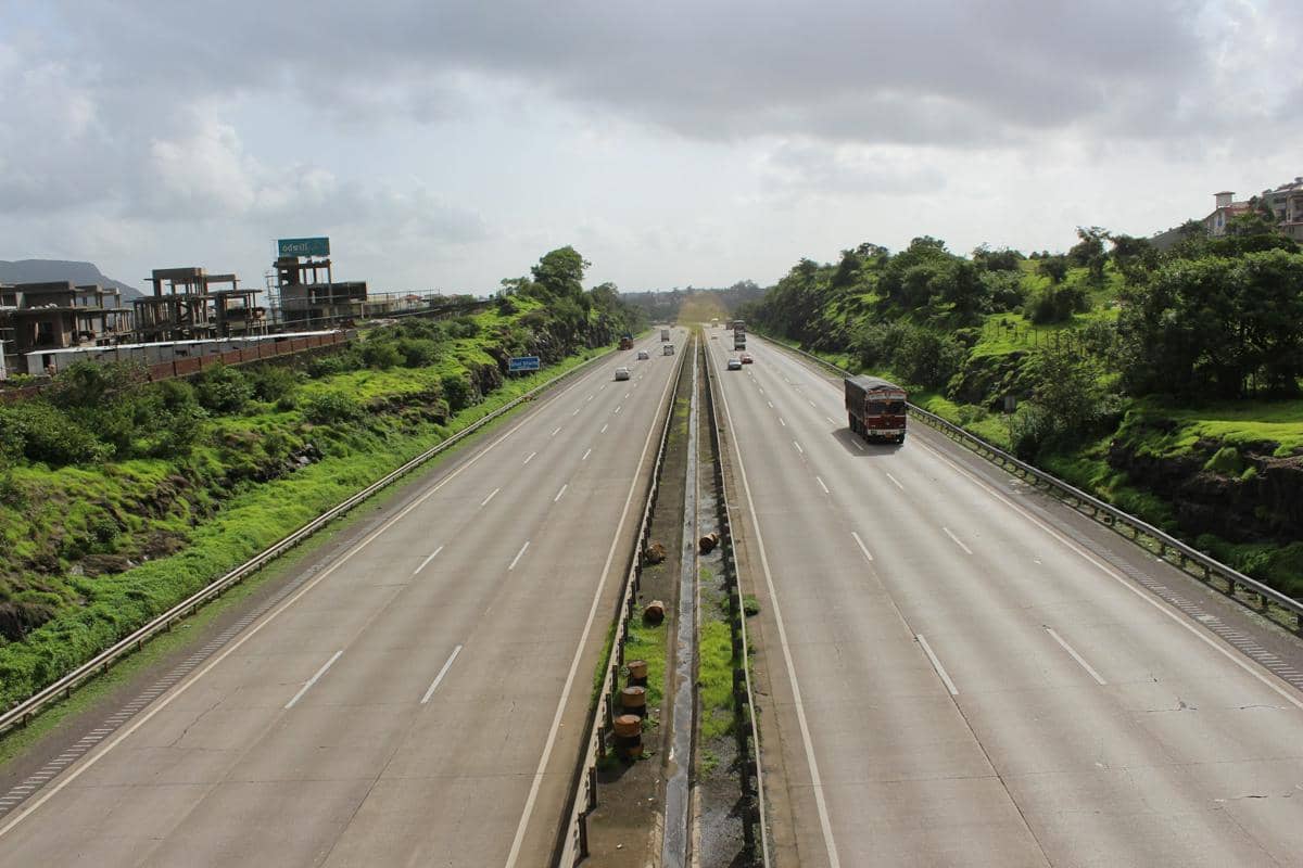 biaya jalan tol Jakarta Semarang