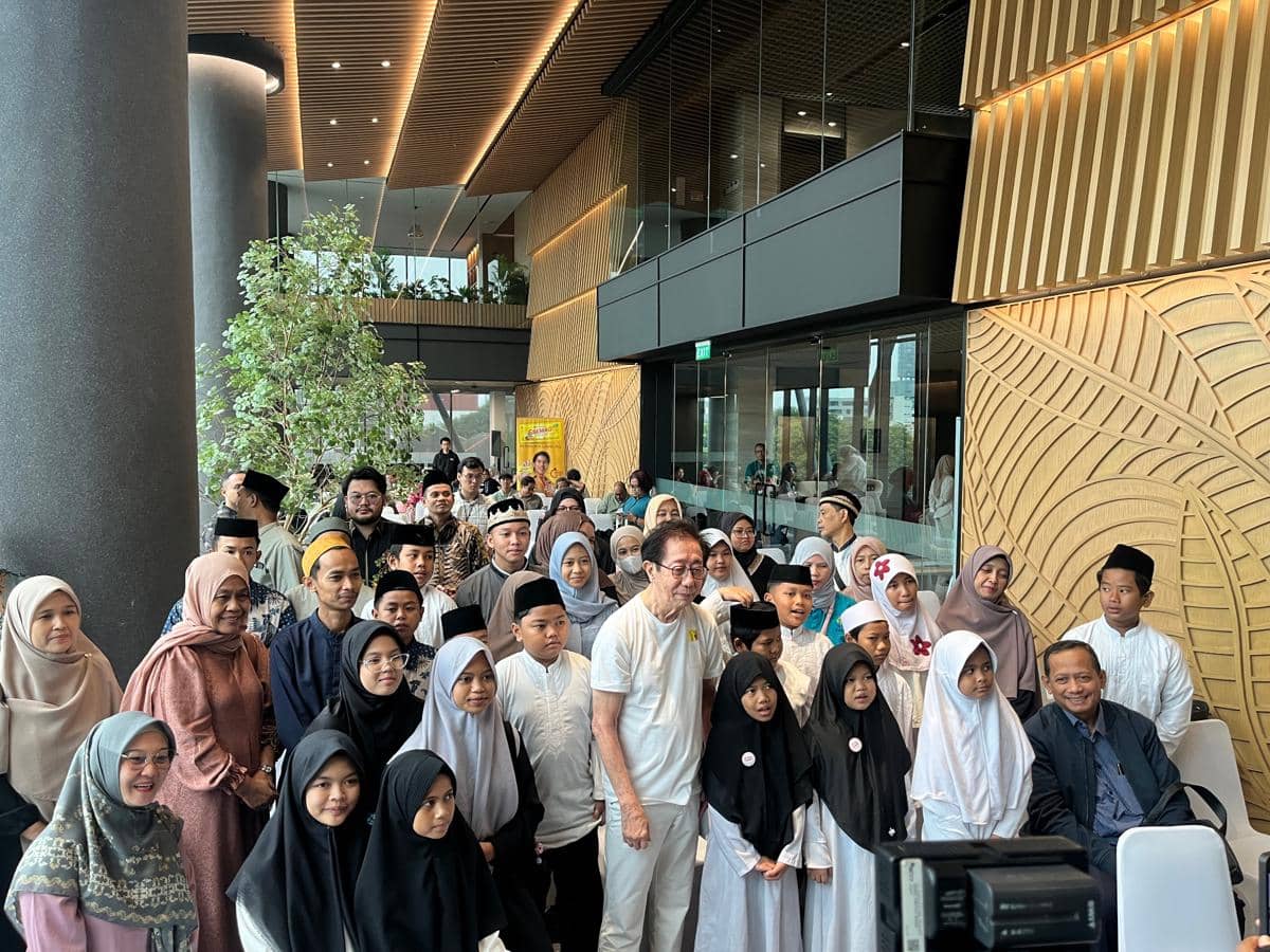 Salurkan Rp200 Juta, Sido Muncul Berbagi Kasih ke 1.000 Anak Yatim