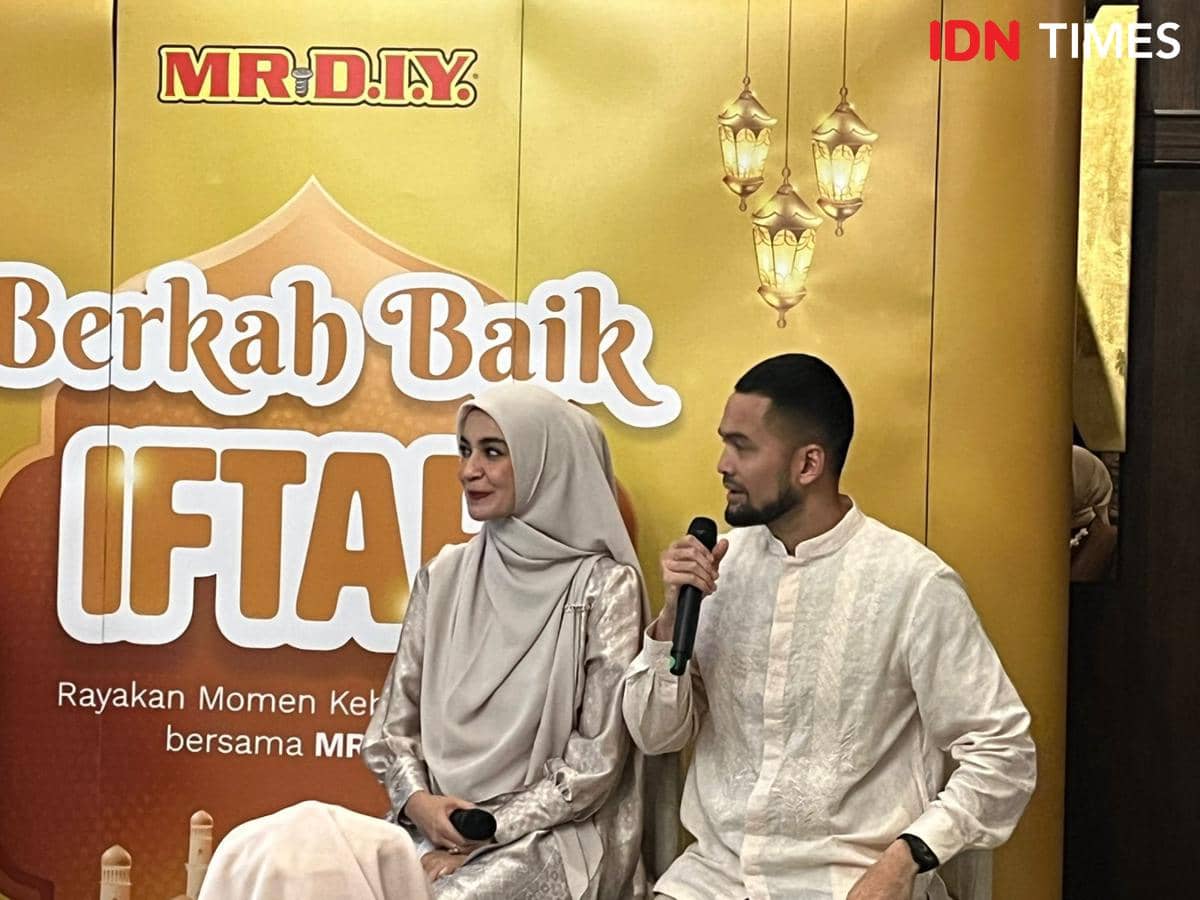 Berkah Baik Iftar bersama MR.D.I.Y. Indonesia pada Rabu (4/3/2026) di Seribu Rasa Lotte Shopping Avenue, Jakarta Selatan (IDN Times/Nisa Zarawaki)