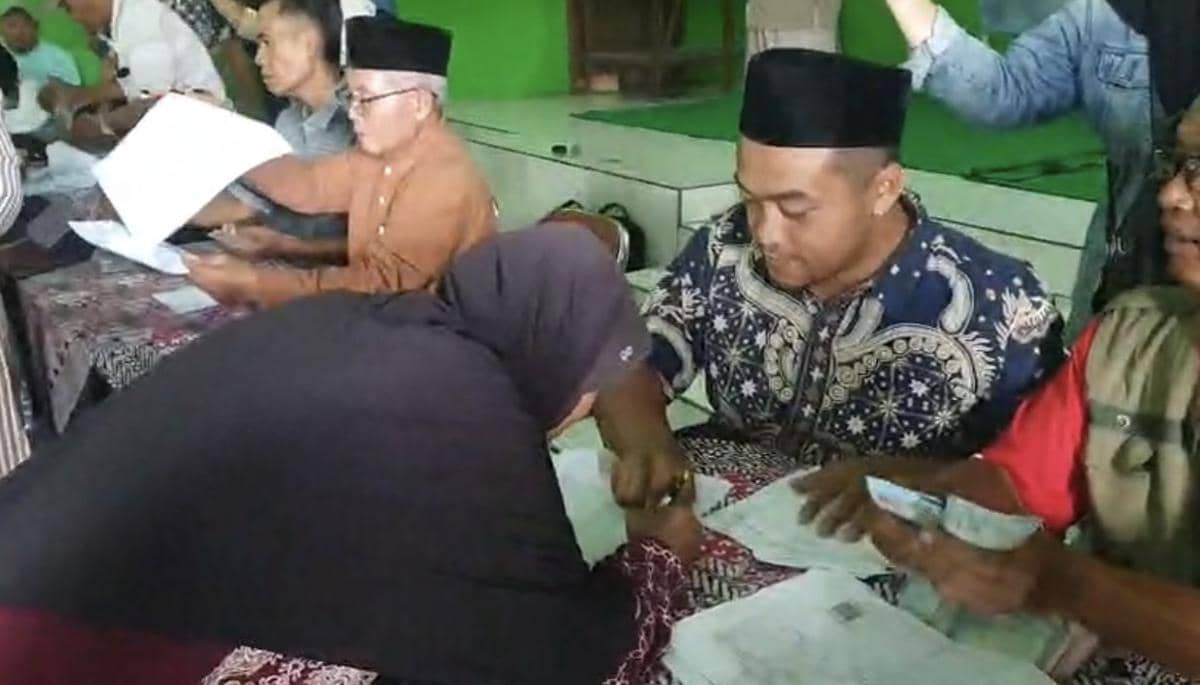 Desa di Klaten Bagi THR untuk Warga, Total Anggaran Capai Rp585 Juta